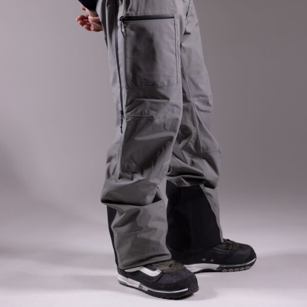 High res-202425-Men’s Mtn Surf Recycled Pants-Granite Gray-2