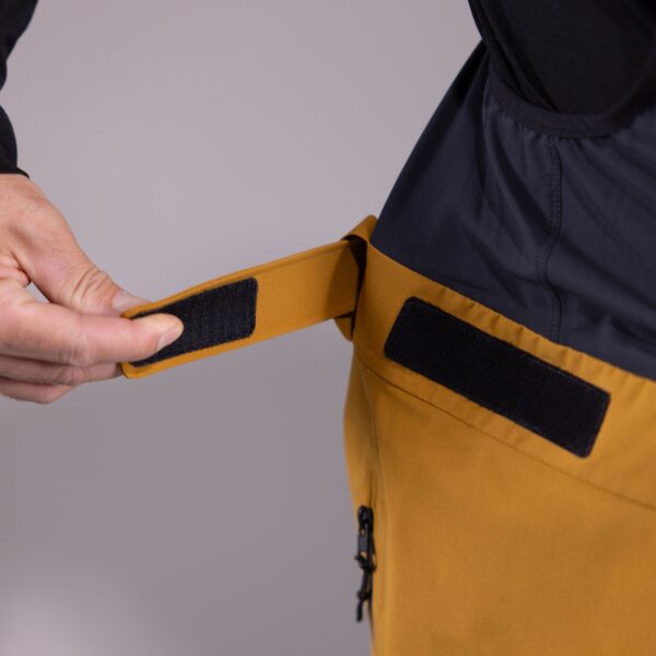 High res-202425-Men’s Shralpinist Stretch Recycled Bib-Sierra Brown-5 High res-202425-Men’s Shralpinist Stretch Recycled Bib-Sierra Brown-5